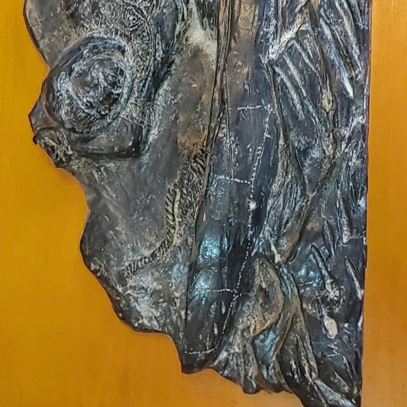 Al Wolf Soapstone Plaque - Picture 3 of 7